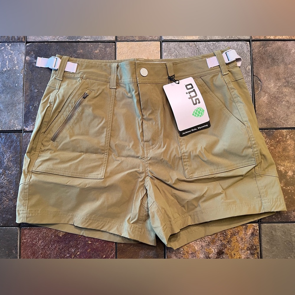 Stio Women’s Cut Bank Shorts NWT
